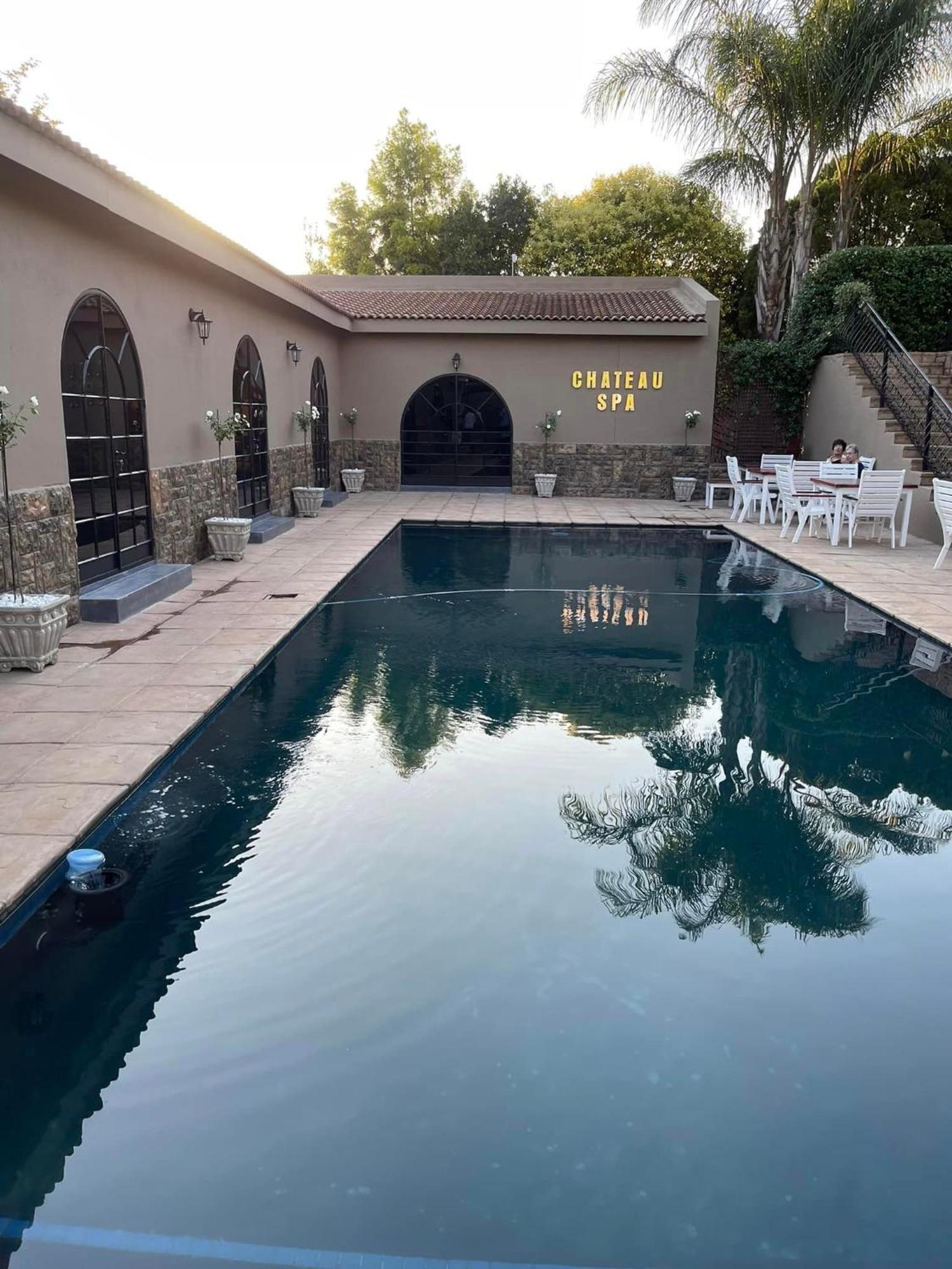 Chateau La Mer Exclusive Guesthouse & Spa Hartbeespoort Exterior photo