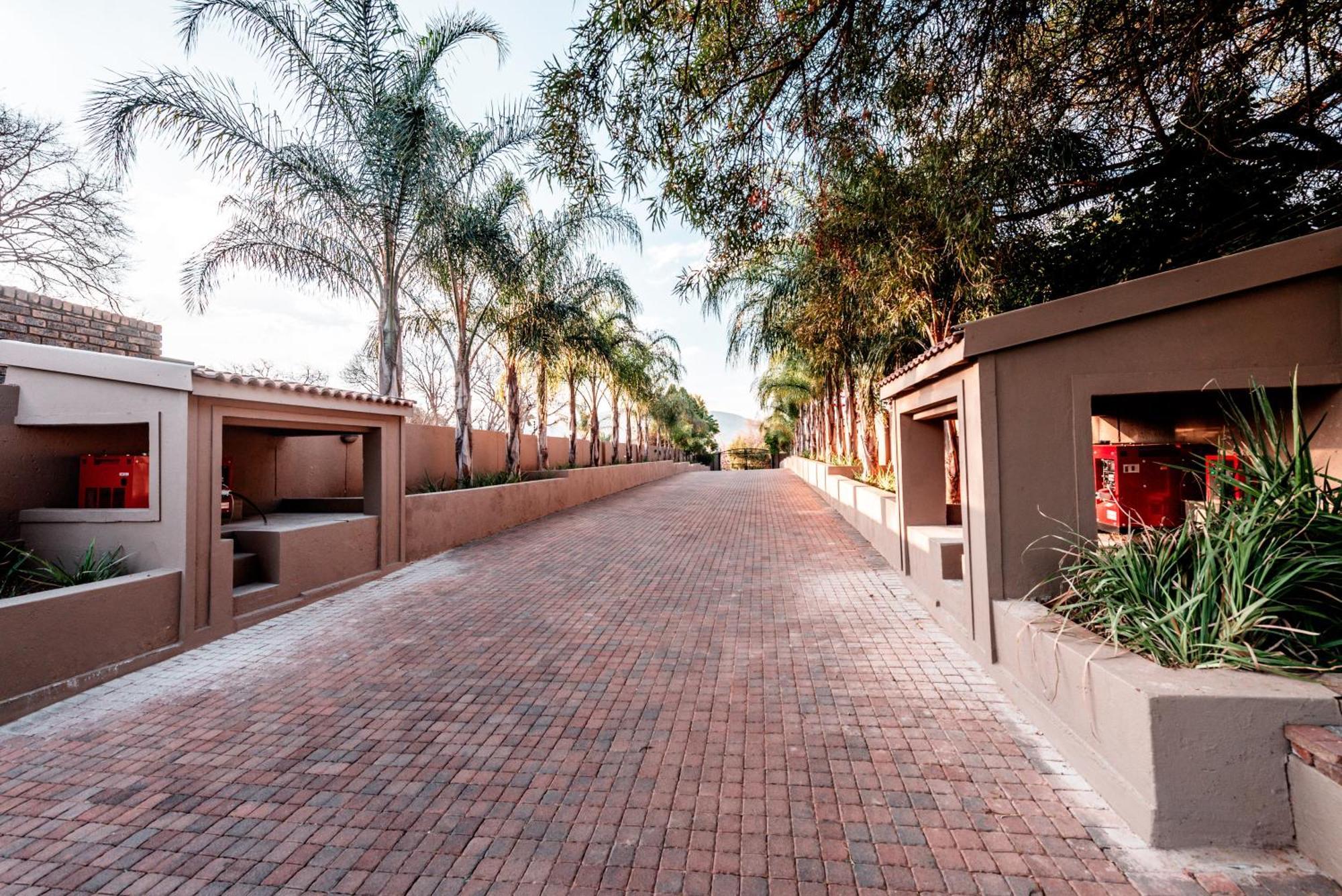 Chateau La Mer Exclusive Guesthouse & Spa Hartbeespoort Exterior photo