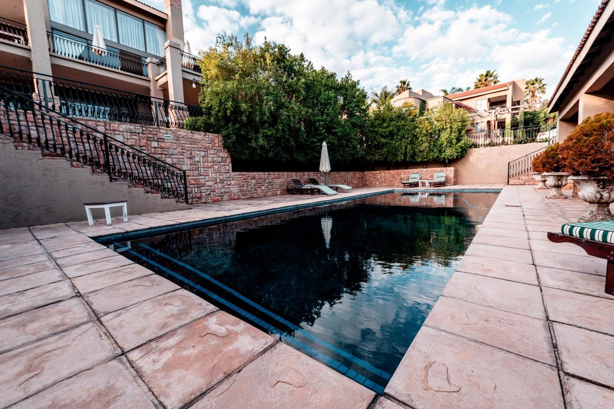 Chateau La Mer Exclusive Guesthouse & Spa Hartbeespoort Exterior photo