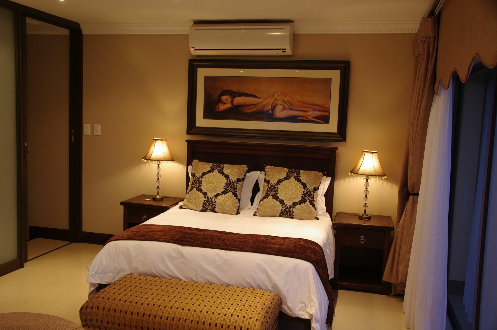 Chateau La Mer Exclusive Guesthouse & Spa Hartbeespoort Exterior photo