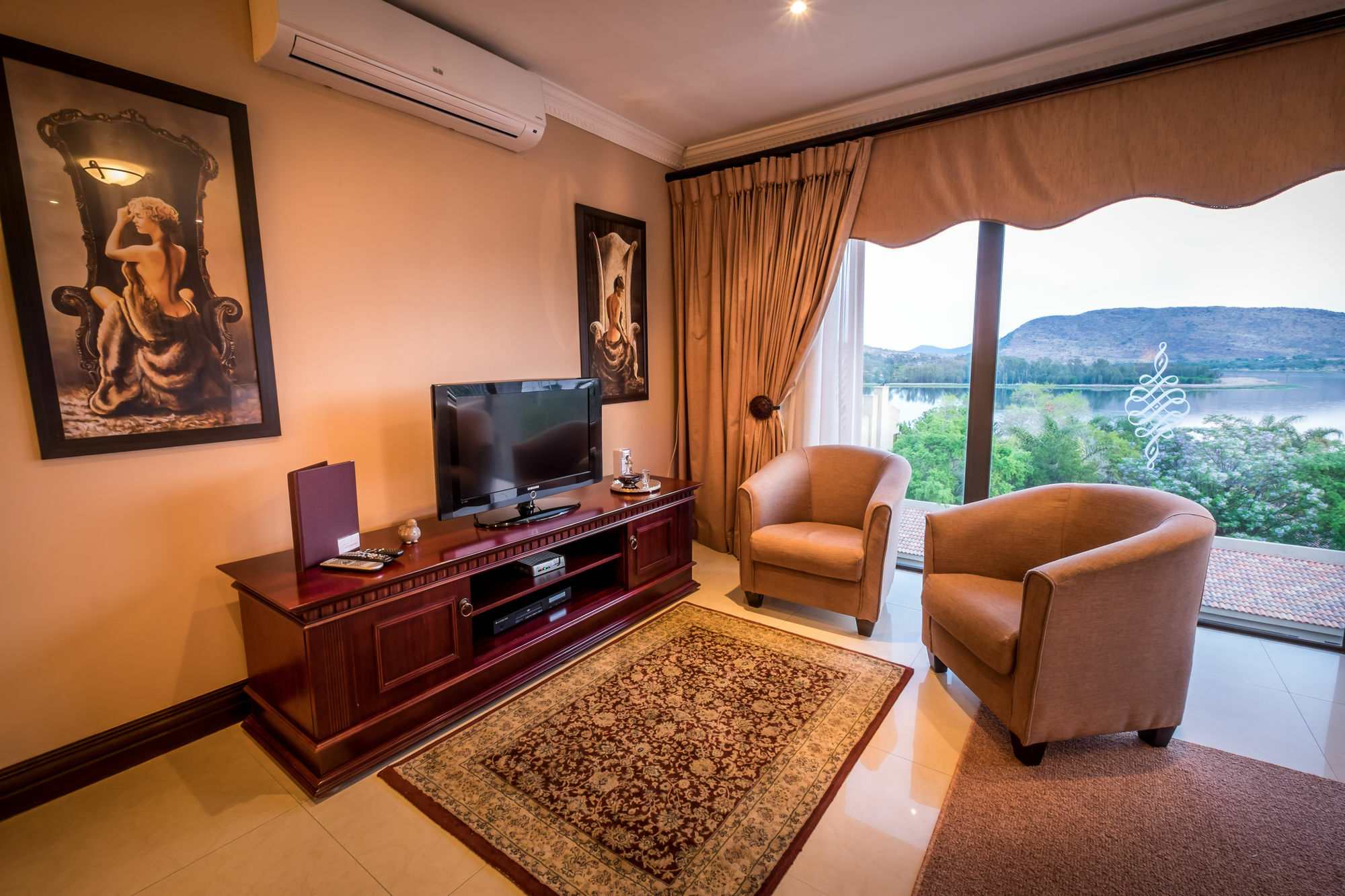 Chateau La Mer Exclusive Guesthouse & Spa Hartbeespoort Exterior photo