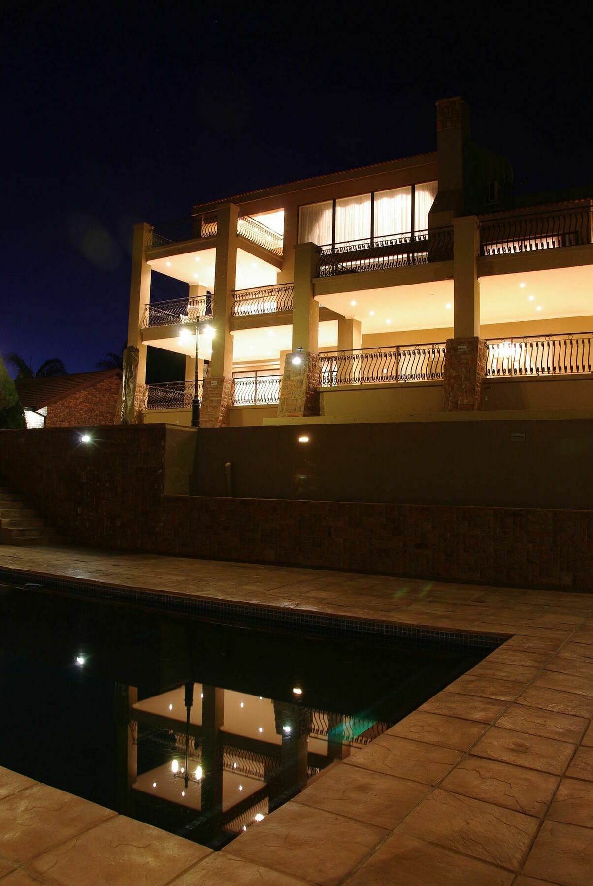 Chateau La Mer Exclusive Guesthouse & Spa Hartbeespoort Exterior photo